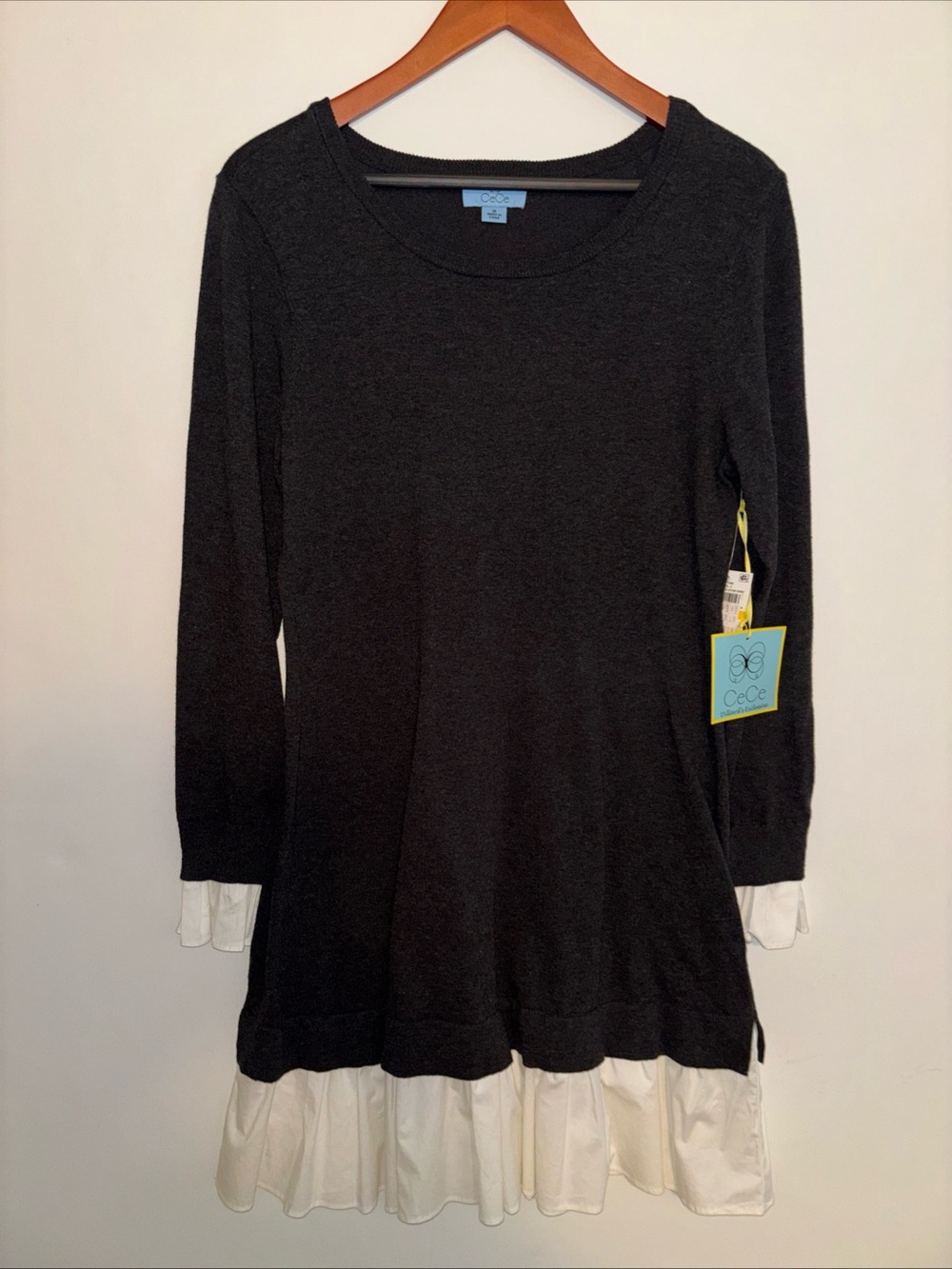 Women’s Medium Sweater Dress CeCe Dillard’s Exclusive Charcoal And White New